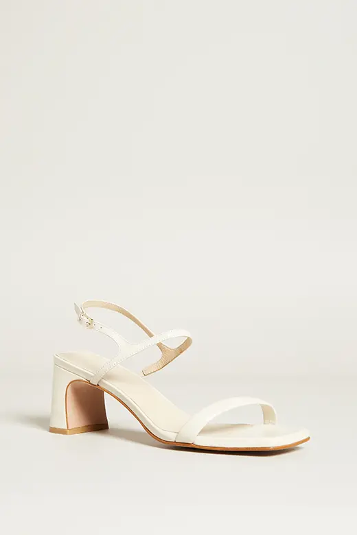 Sandalen mit Absatz