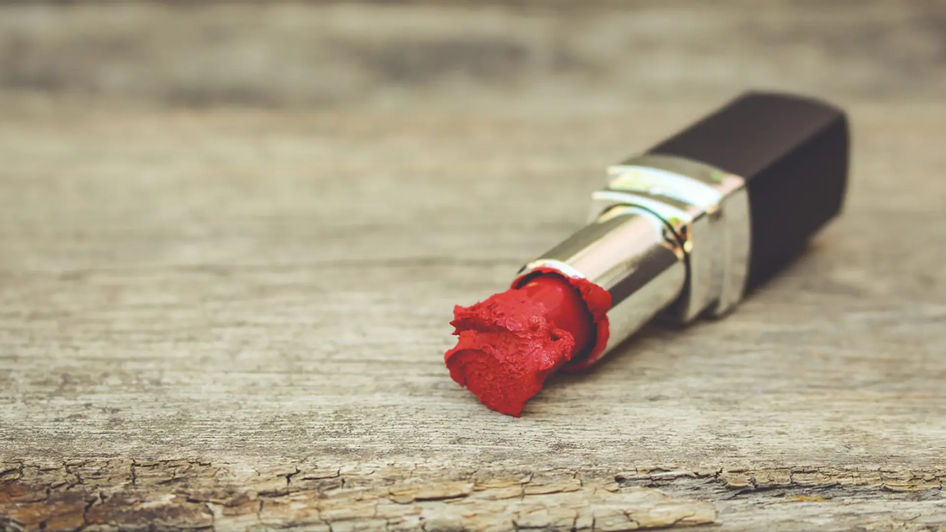 roter Lippenstift